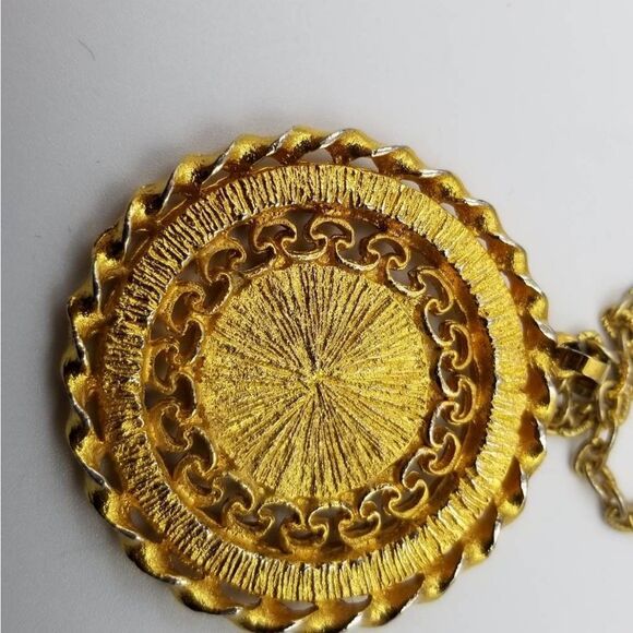 1906 Indian head authentic coin crystal encrusted necklace rare and unique jewel - Picture 2 of 3